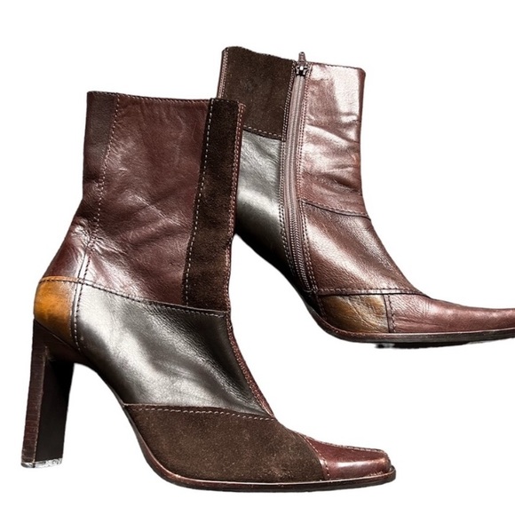 Steve Madden Shoes - Vintage Y2K 90's Steve Madden Patchwork Boots, size 8